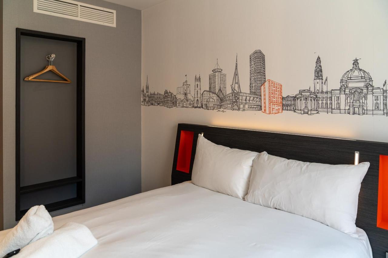 Easyhotel Hotel